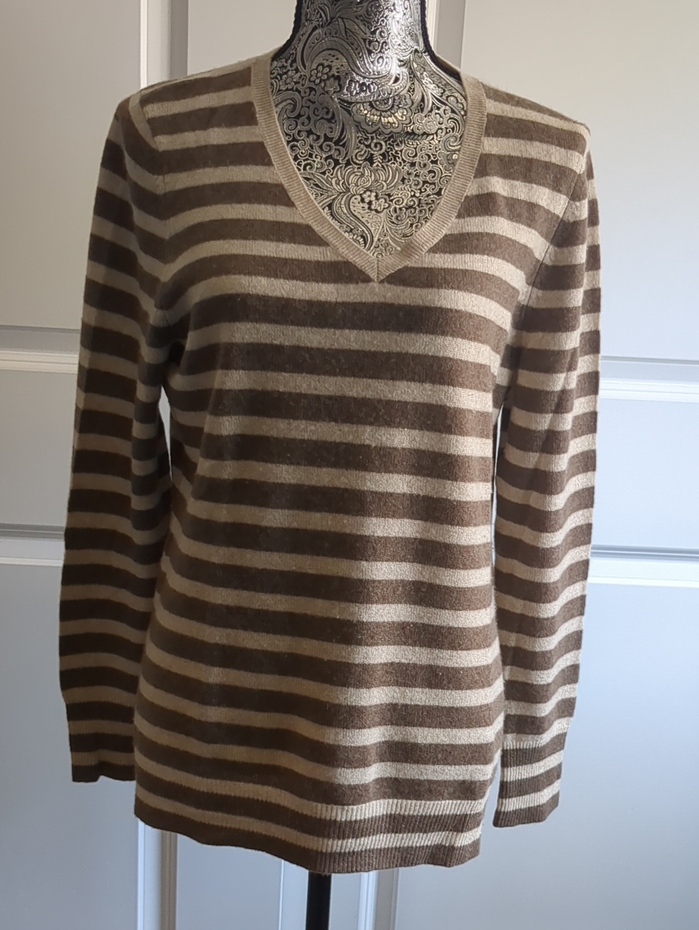 Alex Marie Beige & Brown Stripe V-neck SL Cashmere Sweater, XL